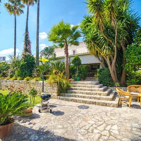 Oasis Muntaner By Interhome